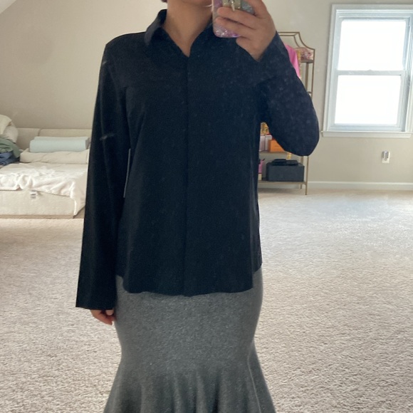 Athleta button up shirt. Fits s - Picture 2 of 12